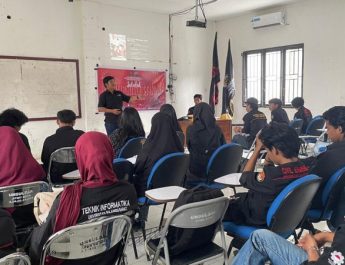 Sekolah Jurnalistik KMFT Unsulbar