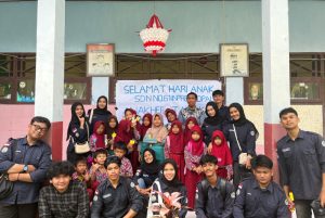 Himapol go to School