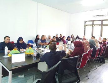 Review Borang Akreditasi Fikes