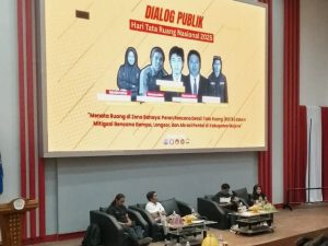 Dialog Publik HIMAPWK