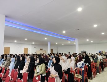 Jelang Wisuda Unsulbar Periode Mei 2026, 500 Calon Wisudawan Ikuti Gladi Bersih