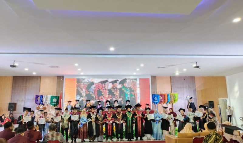 IPK 3,99 Mendominasi, Ini 8 Lulusan Terbaik Unsulbar Wisuda ke-20