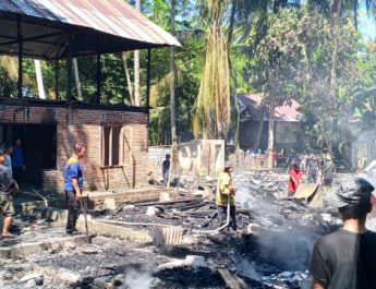 Si Jago Merah Kembali Menghanguskan 4 Rumah di Galung Tengah Kabupaten Majene