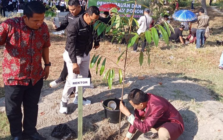 PKKMB 2026 Unsulbar Sebarkan Bibit Pohon, Penanaman Dipantau Lewat Geotag