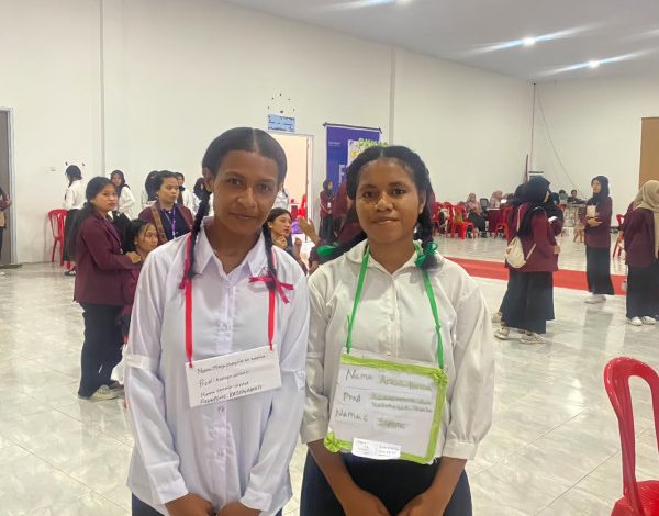 Kisah Anisa dan Maya Maba Asal Papua Tempuh Ribuan Kilometer Demi Kuliah di Unsulbar
