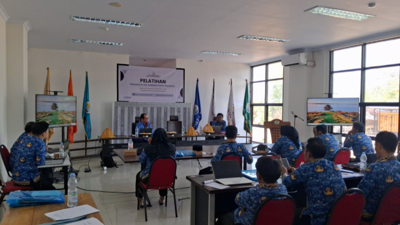 UPA PK2 Unsulbar Gelar Pelatihan Peningkatan SDM untuk Dukung Capaian Indikator Kinerja Utama