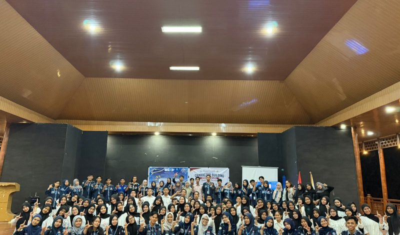 Himapedka Unsulbar Sambut 90 Mahasiswa Baru Lewat PAB dan Character Building 2026