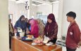 Dosen Fekon Unsulbar Berdayakan KWT Desa Adolang Dhua Lewat Diversifikasi Olahan Pisang Loka Pere