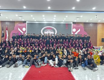 Rekor Baru, Ratusan Mahasiswa Unsulbar Antusias Ikuti Penerimaan Anggota Baru UKM Seni Pandaraq